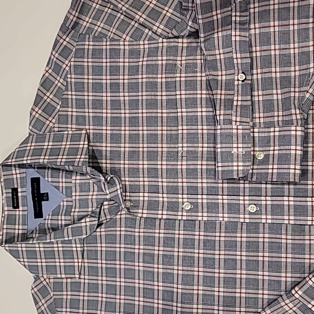 Tommy Hilfiger Plaid Wide Collar Regular Fit Sport Shirt Red Black 16.5 34/35 - Picture 3 of 10